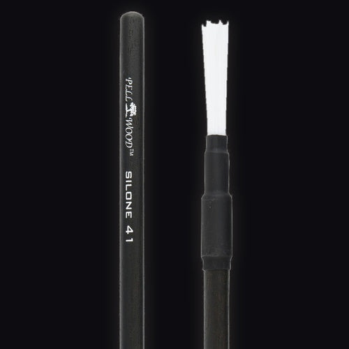 Pellwood 41 Silone Black Velvet Brush – shown side by side
